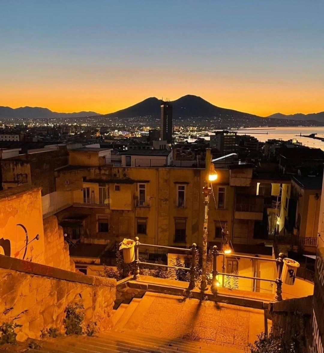 Nunzia'S House Napoli Apartment Exterior photo