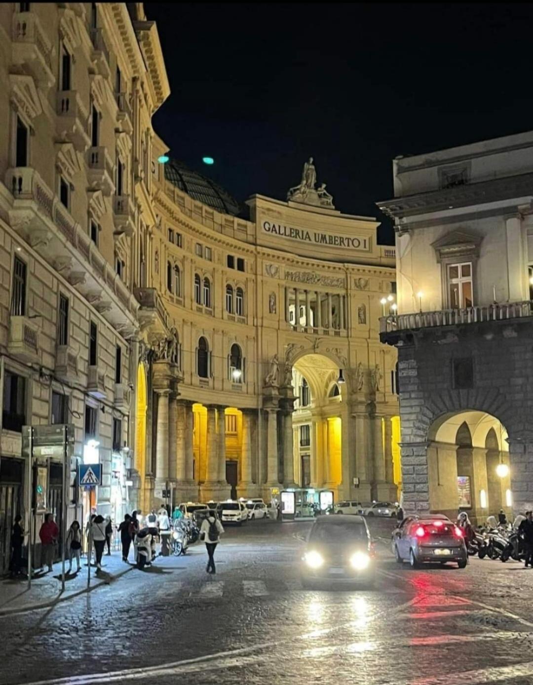 Nunzia'S House Napoli Apartment Exterior photo