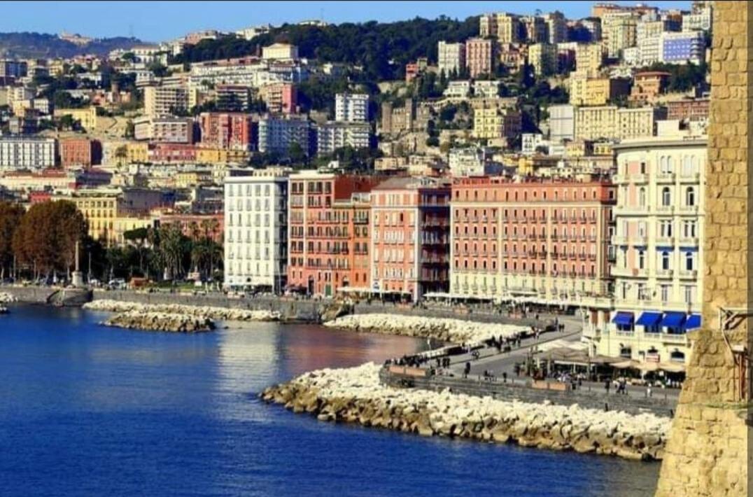 Nunzia'S House Napoli Apartment Exterior photo
